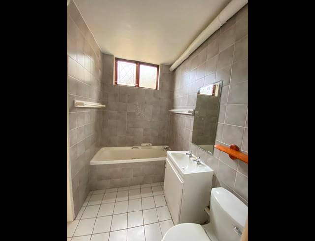 1 BEDROOM PROPERTY TO RENT IN BALLITO